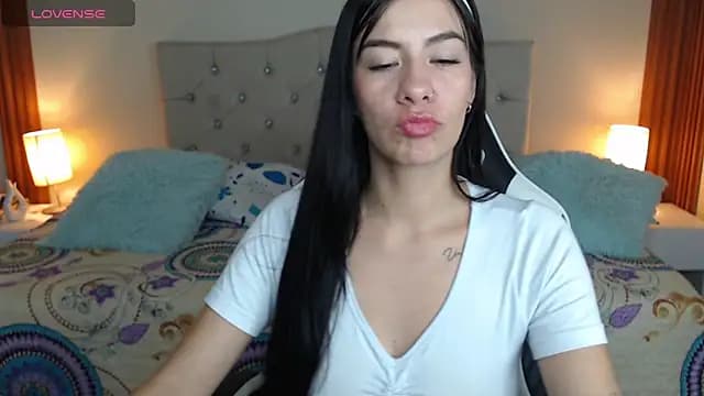 emiily_skinny live cam