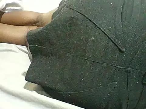 BOOBQUEEN25 live cam