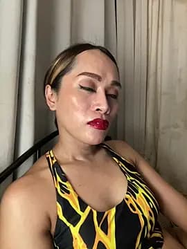 RomanticPearlTS live cam