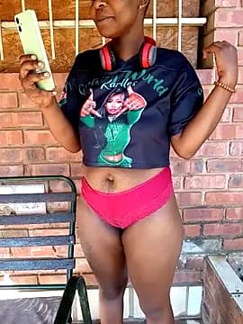 SexyMbali_01 live cam