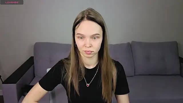 Sofa_Vleifo live cam on Stripchat