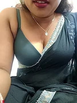 SWETS_MOHINI live cam on Stripchat