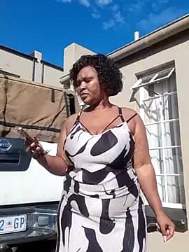 Bootyliciousbbw12 live cam