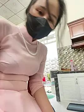 ___Erin___ live cam on Stripchat