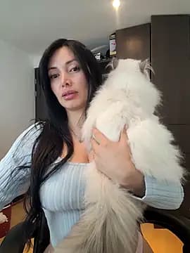 _monicab live cam on Stripchat