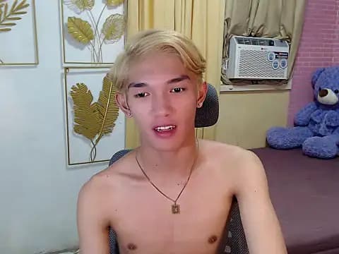 urasian_john18 live cam
