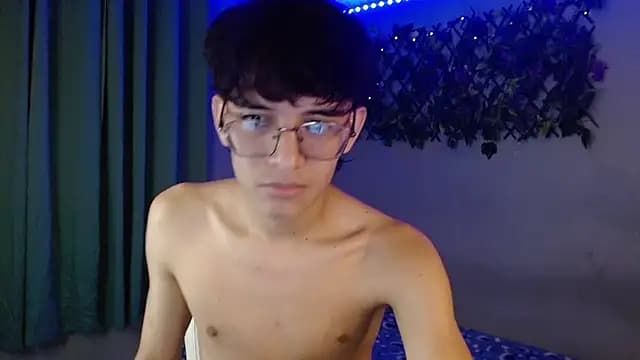noah_millerx live cam