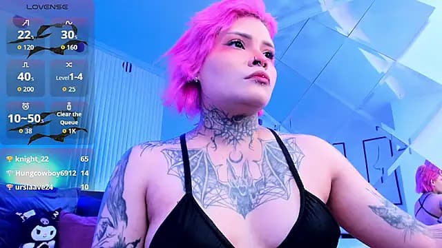 jinxv_nuss live cam on Stripchat