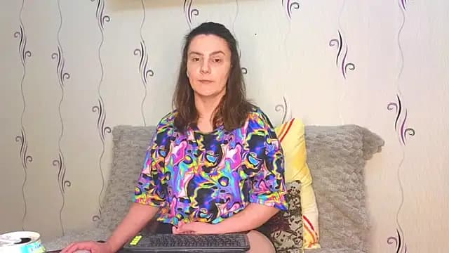 Hey_buddie live cam on Stripchat