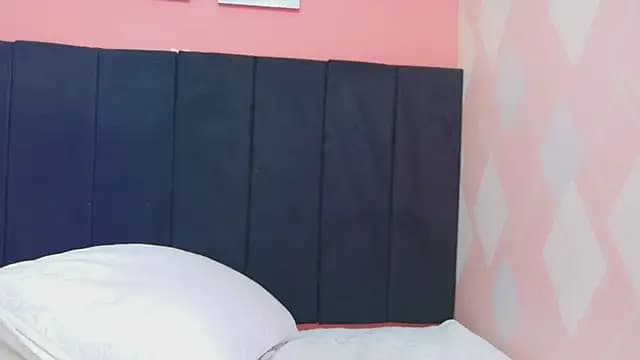 MySugarmoomy live cam