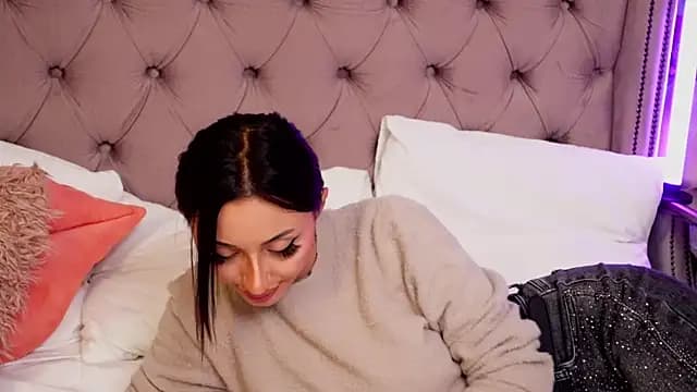 JenniferLovve live cam