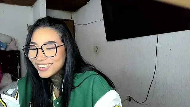 lyam_ebony_ live cam