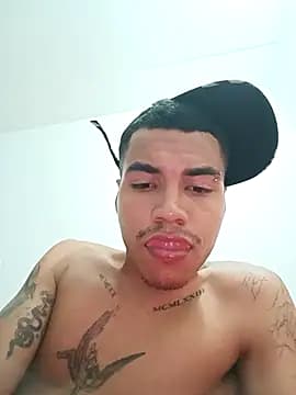 StivennCardona live cam on Stripchat