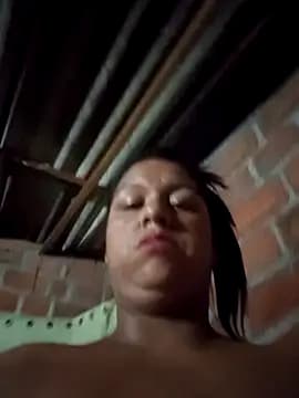 saritaloveyi live cam