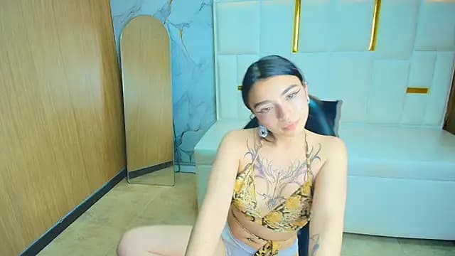 Samantha_petite_tf live cam