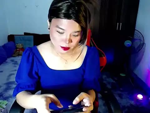 sofiathe1st live cam on Stripchat