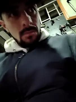 fire_menxxx001 live cam on Stripchat