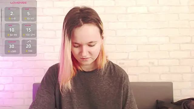 Ericha_Stone live cam on Stripchat