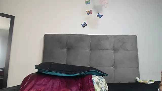 Ava_Stone live cam on Stripchat