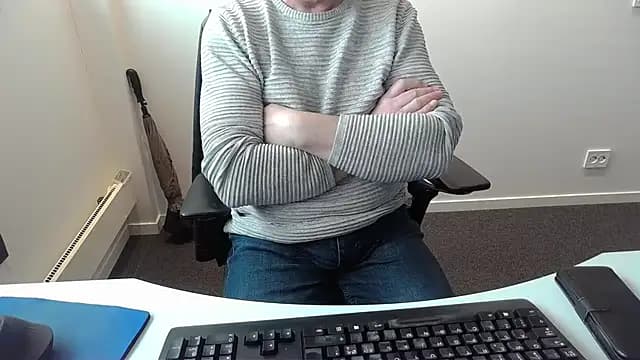 Buggemann live cam on Stripchat