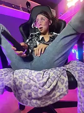 MyCutieBabe live cam