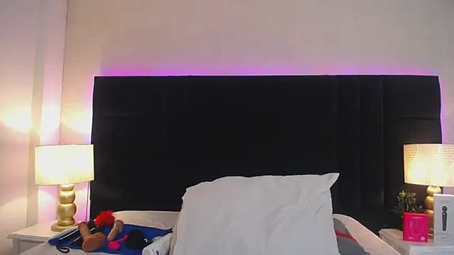 laila_stilwiills live cam
