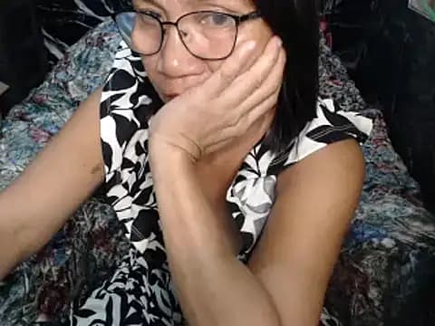 ASIANDOLLY4U69 live cam