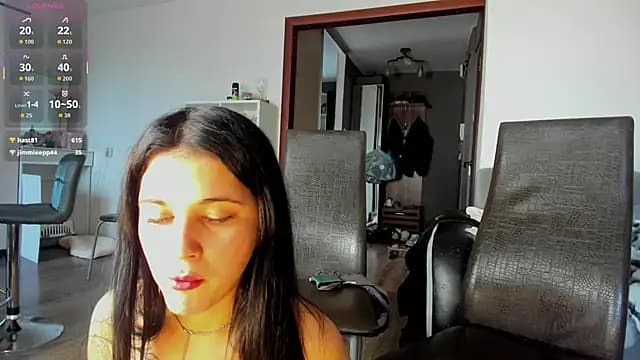 HeatherNextDoor live cam