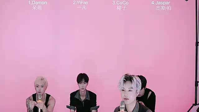 XL-CandyShop live cam on Stripchat