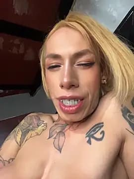 victoria_kosh live cam