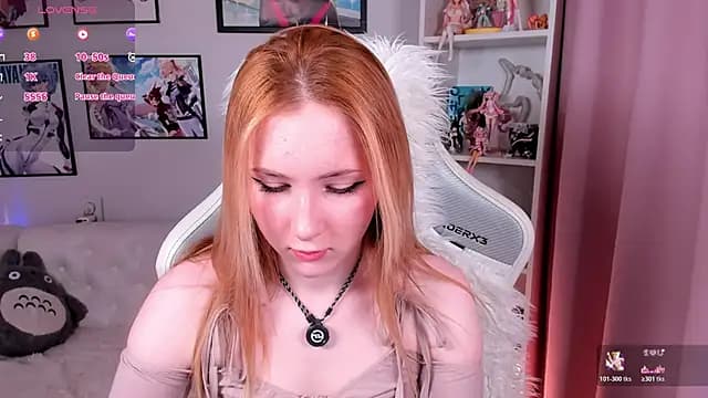 Lira_Yummy live cam on Stripchat