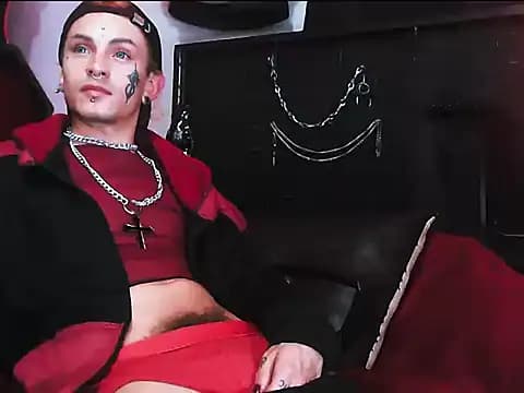 Apolosolardragon live cam on Stripchat