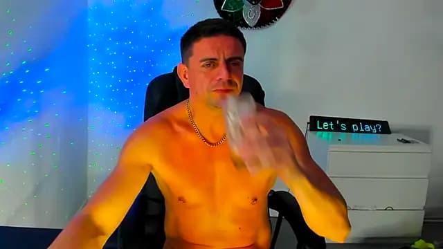 petr37pol live cam on Stripchat