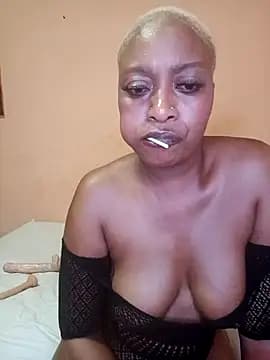 XSexyChloe45 live cam on Stripchat