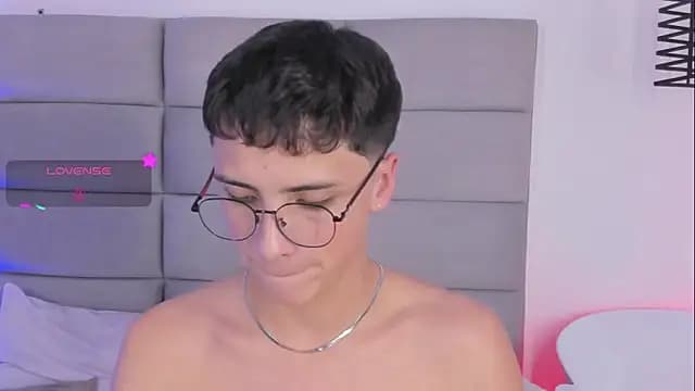 JoshClaarktt live cam