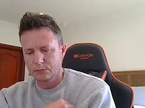 TroyDieselXXX live cam