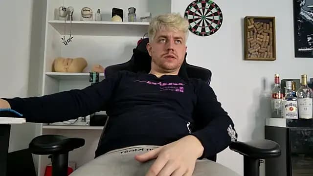 aaronlegend_ live cam