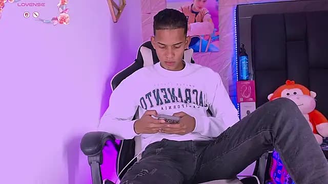 dilan_alfonzo live cam