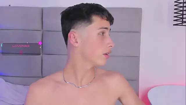 JoshClaarktt live cam