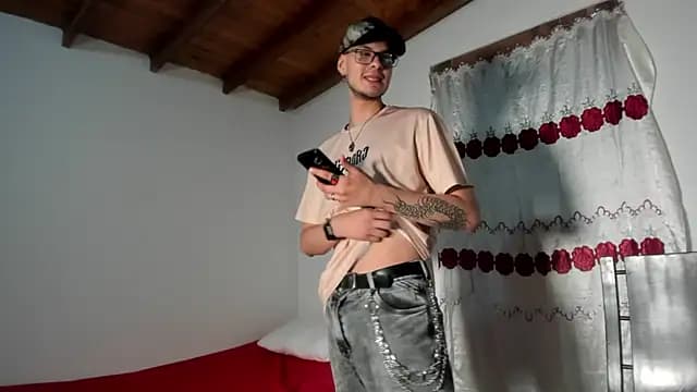 Vlad__night live cam