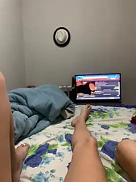 julianonicks live cam on Stripchat