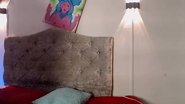 hinataleecs live cam on Stripchat