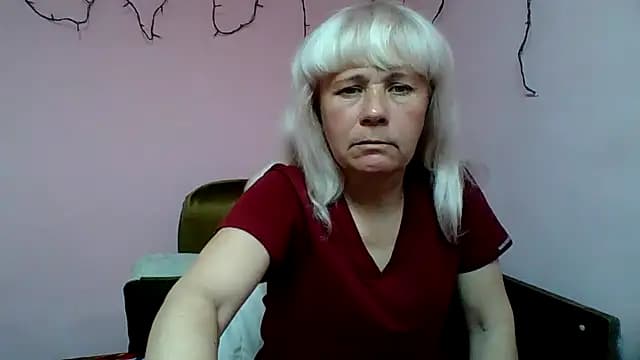 sakura_blonde live cam on Stripchat