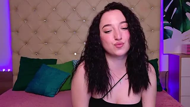 AwaMax live cam on Stripchat