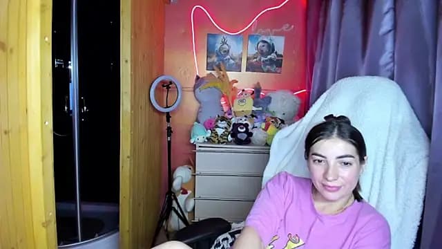 Fiery_Brunette_ live cam