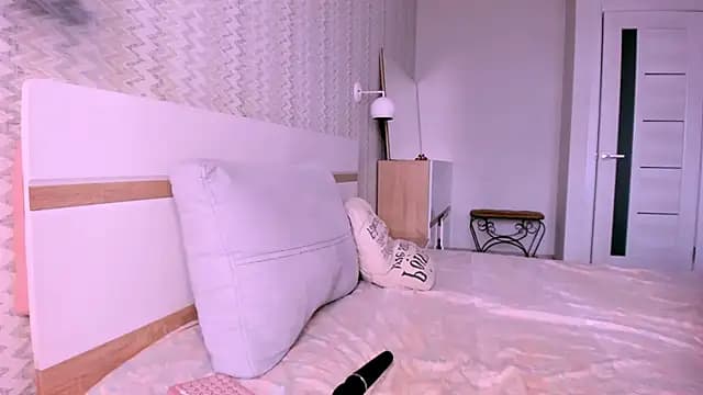 Elle_Pearl_ live cam on Stripchat