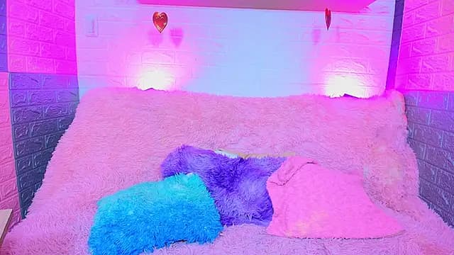 hotcakes_uwu live cam on Stripchat