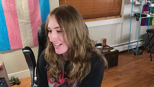 luluvaladon live cam