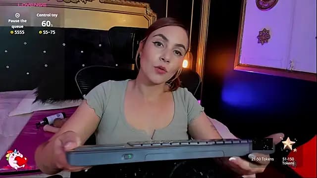 Kylie_Gomez live cam