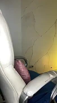 NiickyJones live cam